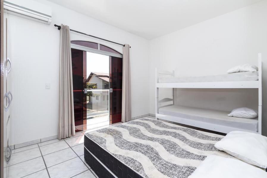 Residencial Ipe Amarelo Apartment Bombinhas Luaran gambar