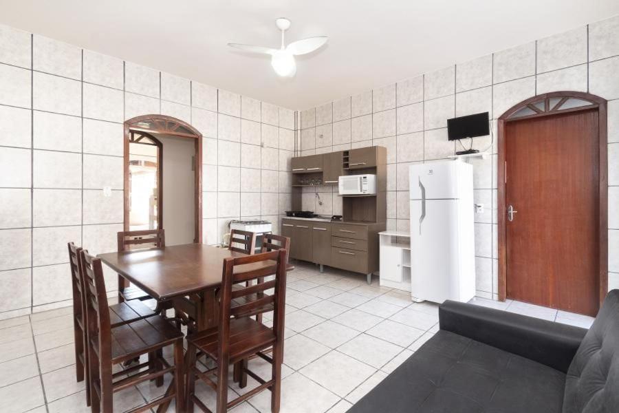 Residencial Ipe Amarelo Apartment Bombinhas Luaran gambar